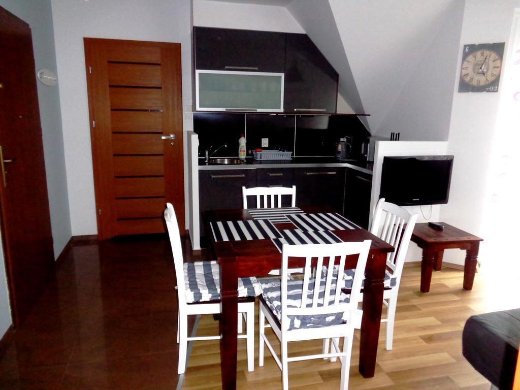 Apartament Lisi Jar Jastrzębia Góra Exterior foto